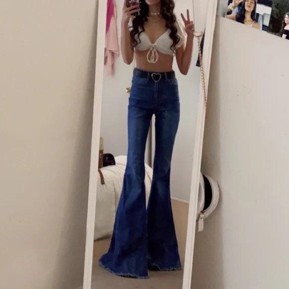 Medium Wash Flare Jeans - Picture 4 of 4